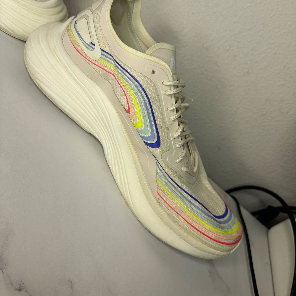 Apl Streamline Running Shoe M9 / W 10.5 - image 6